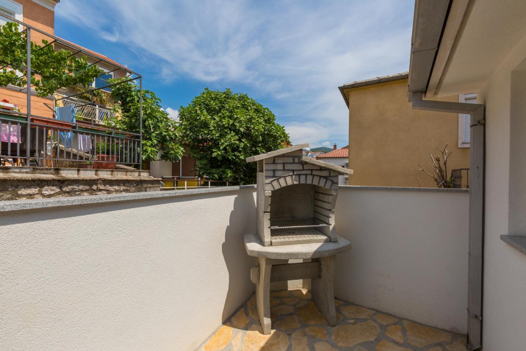 Nona Villa Crikvenica Exterior foto